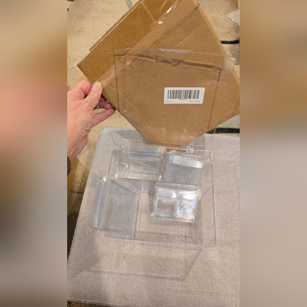 Clear Plastic Storage Organizer-jewelry With Bags And Hinged Lid